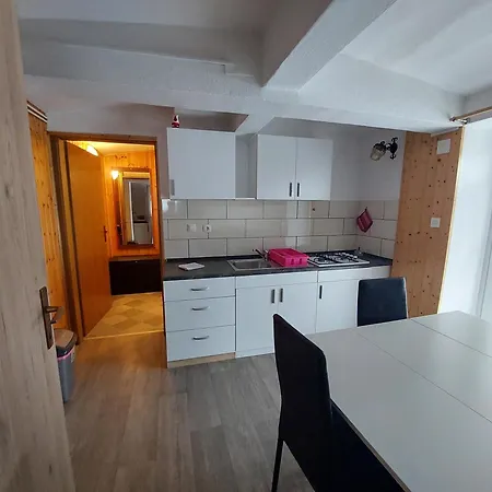 Apartma Carli-jurc Apartamento *